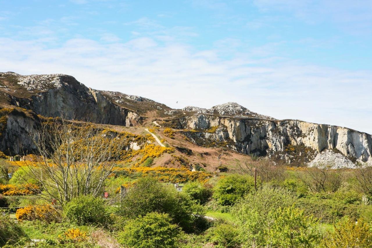 Villa Swn Y Nant Holyhead Exterior foto